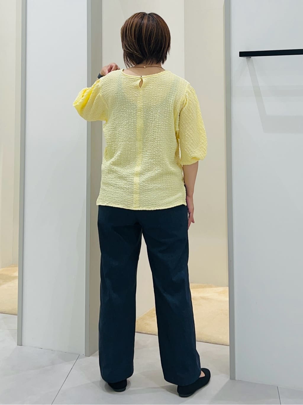 Naruさんの「THE SHOP TK｜ポコポコ袖タックプルオーバー　体型カバー/洗濯機OK」を使ったコーディネート
