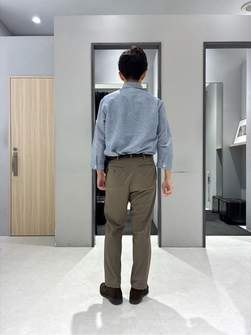 わいずみさんの「TAKEO KIKUCHI｜【360&deg;ストレッチ／セットアップ対応】None Of Stress パンツ」を使ったコーディネート