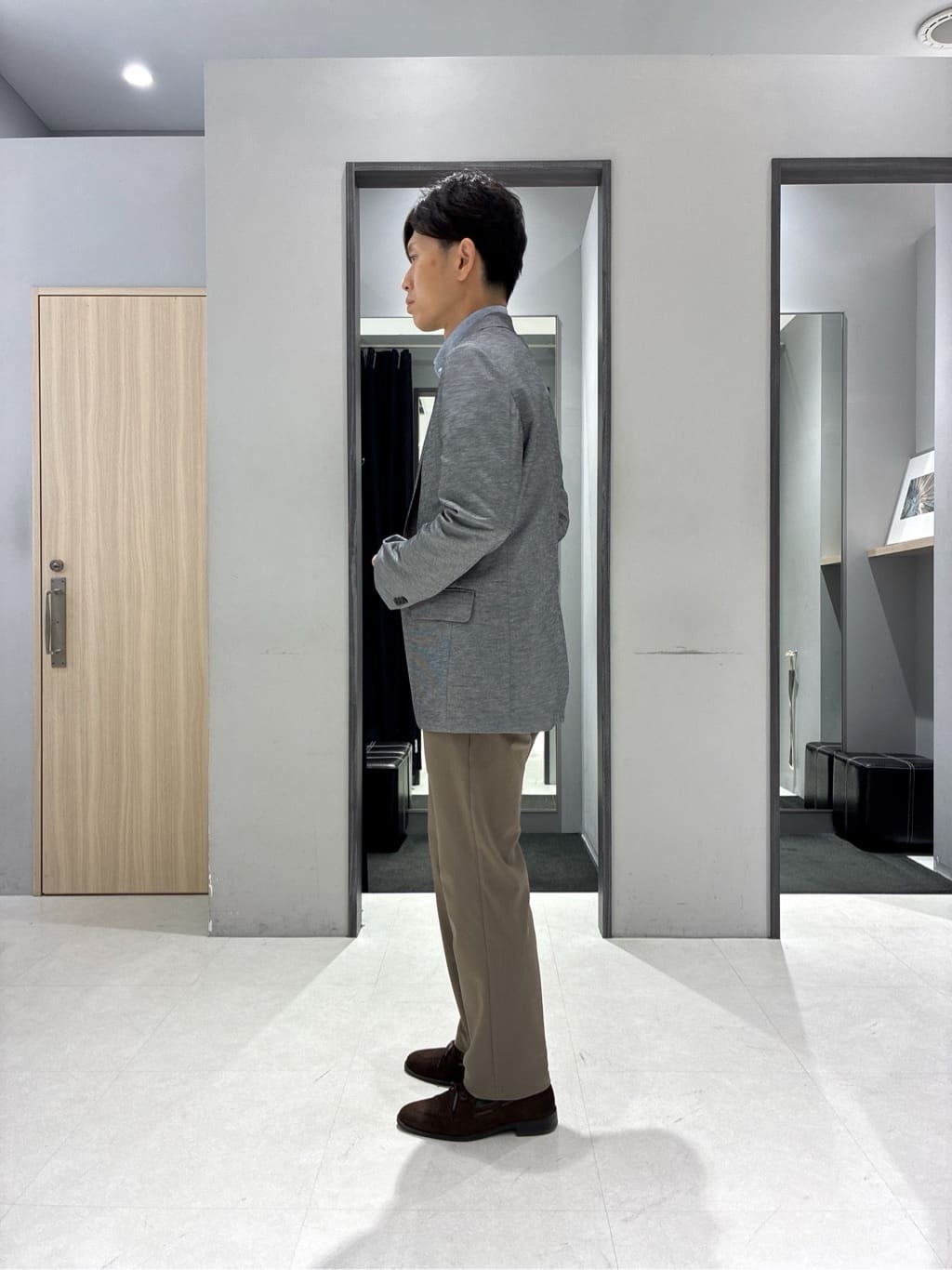 わいずみさんの「TAKEO KIKUCHI｜【360&deg;ストレッチ／セットアップ対応】None Of Stress パンツ」を使ったコーディネート