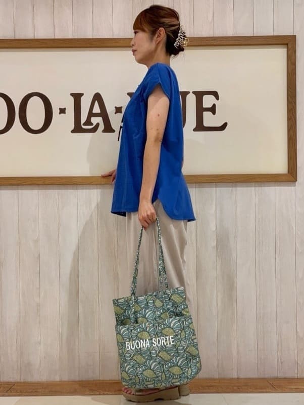 みきぽんさんの「SHOO･LA･RUE｜【着丈選べる】触れる度ひんやり ゆるきれい イージーワイドパンツ」を使ったコーディネート