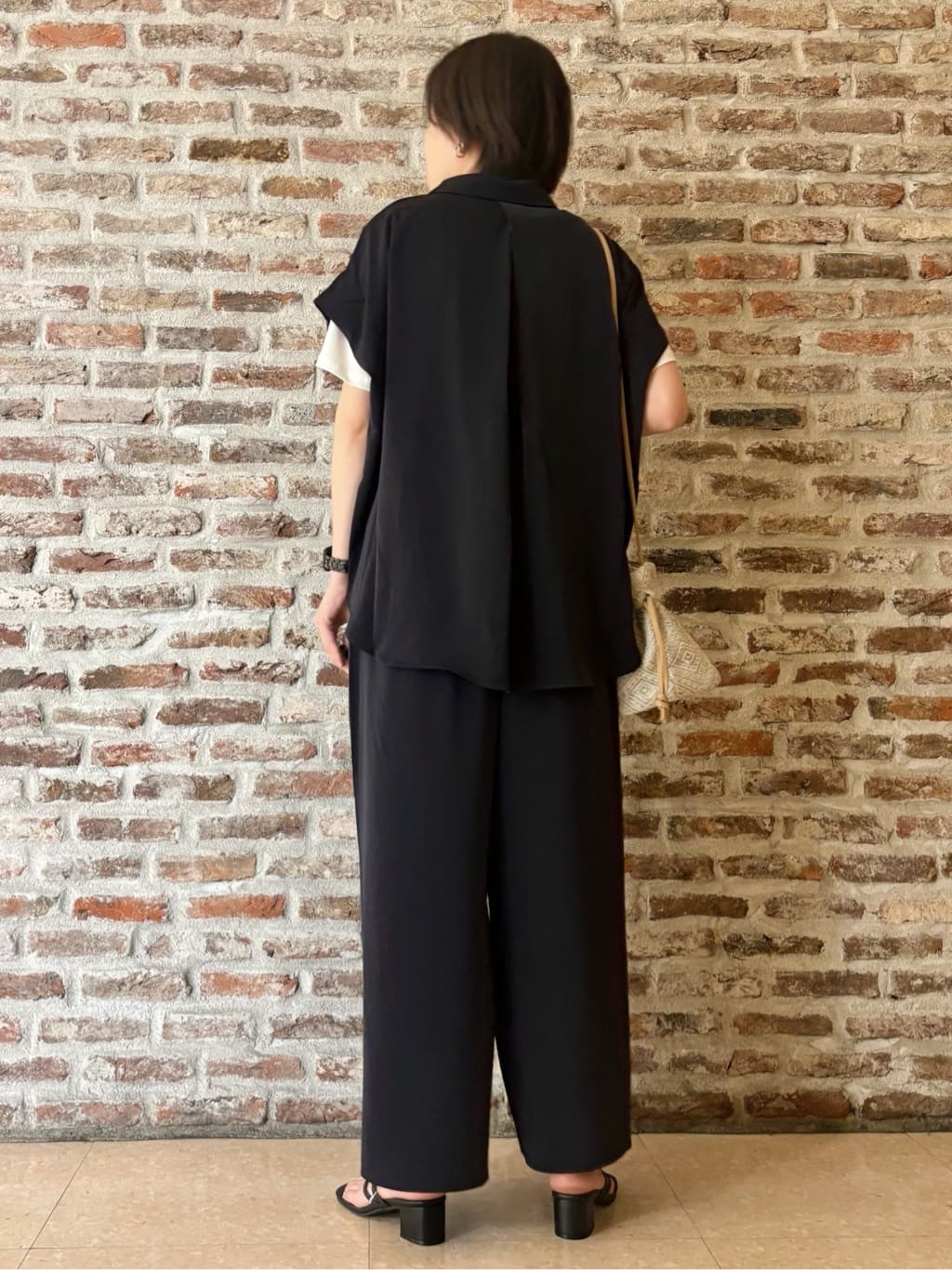 しばさんの「THE SHOP TK｜コットンライクブラウス【接触冷感/洗濯機OK/UV/セットアップ可】」を使ったコーディネート