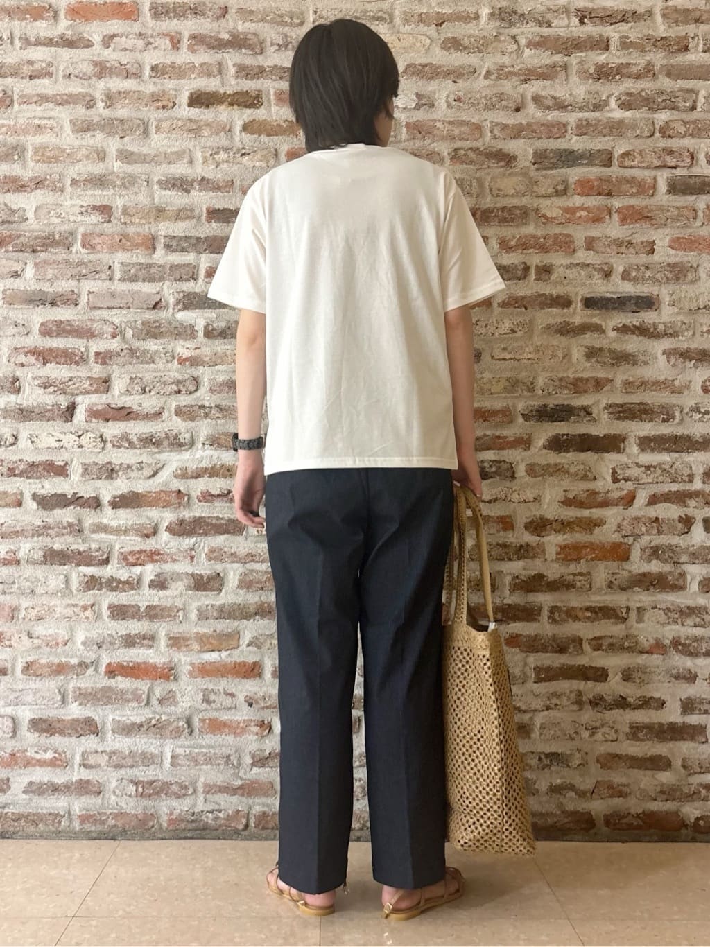しばさんの「THE SHOP TK｜フォトアソートTシャツ【接触冷感/UV/毛玉になりにくい/洗濯機OK】」を使ったコーディネート