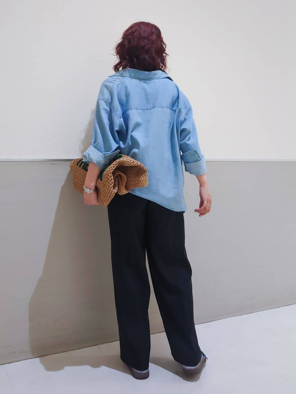 maruさんの「THE SHOP TK｜麻調ピンタックワイドパンツ【洗濯機OK】」を使ったコーディネート