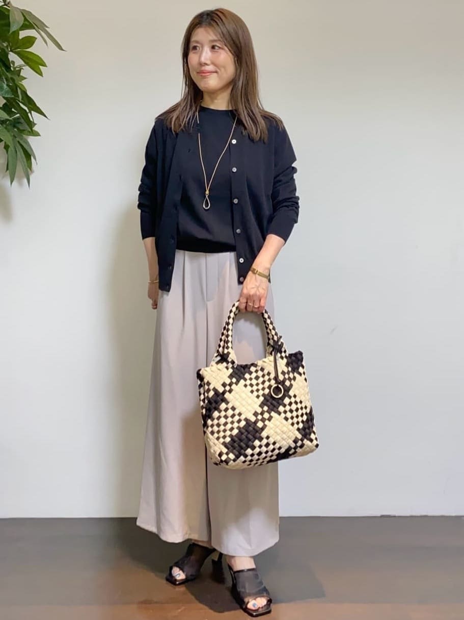 tomoさんの「UNTITLED｜◆ビッグトップネックレス」を使ったコーディネート
