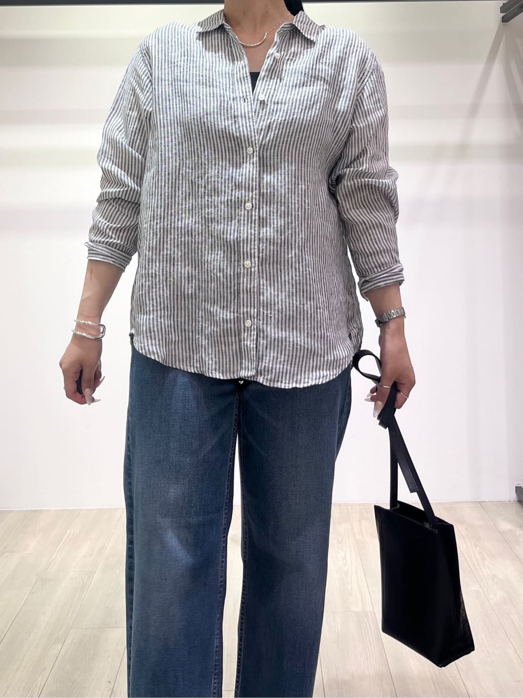 hasuさんの「INDIVI｜【洗える】ビスチェレイヤード風トップス」を使ったコーディネート