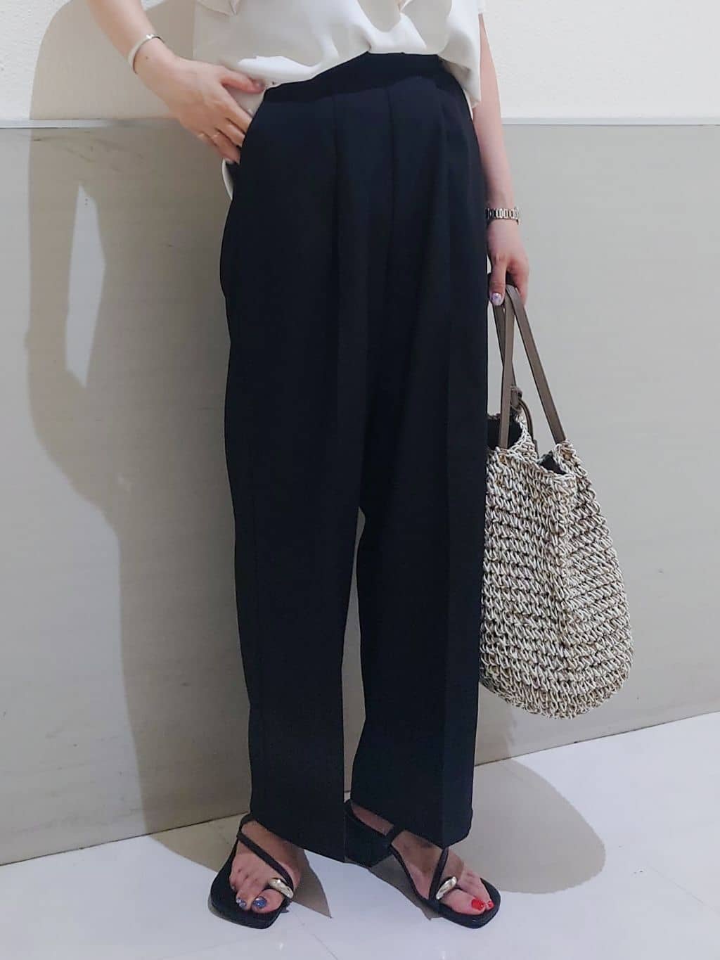 maruさんの「THE SHOP TK｜【ONOFF活躍】フリルデザインブラウス/セットアップ可」を使ったコーディネート