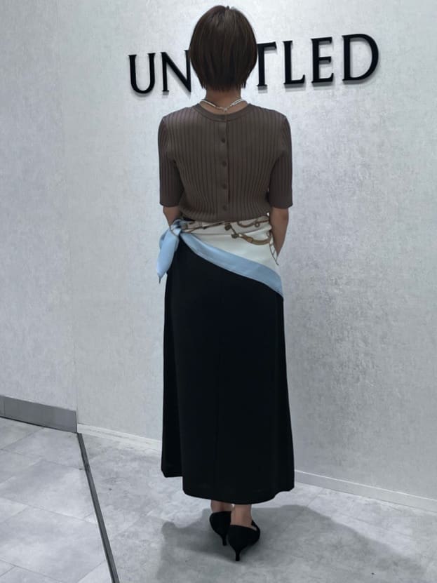 yukiさんの「UNTITLED｜【手洗い／88cm正方形】バイカラーハーネススカーフ」を使ったコーディネート