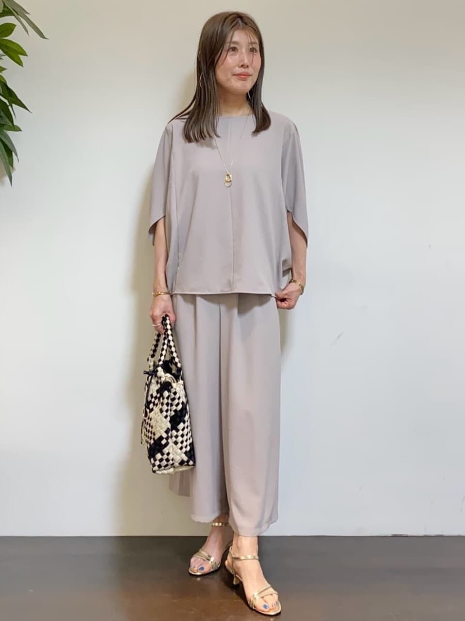 tomoさんの「UNTITLED｜◆ビッグトップネックレス」を使ったコーディネート