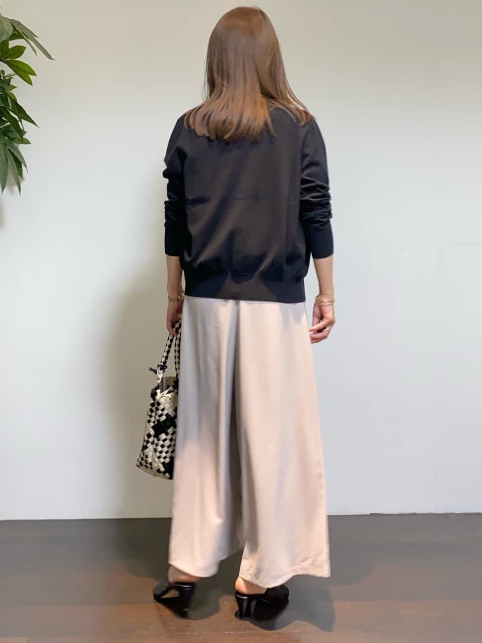tomoさんの「UNTITLED｜◆ビッグトップネックレス」を使ったコーディネート