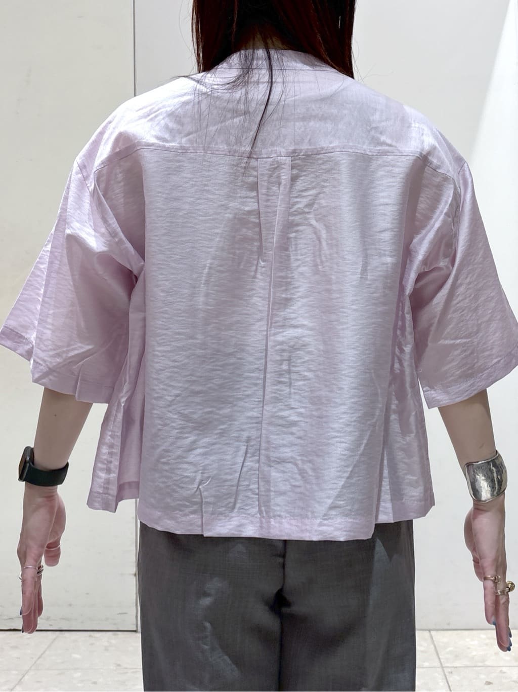 mameさんの「OPAQUE.CLIP｜シアーダブルポケットシャツ【洗濯機洗い可】」を使ったコーディネート