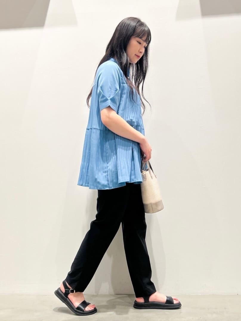 seinaさんの「grove｜【体型カバー】ラフに着たい　ティアードプリーツブラウス」を使ったコーディネート