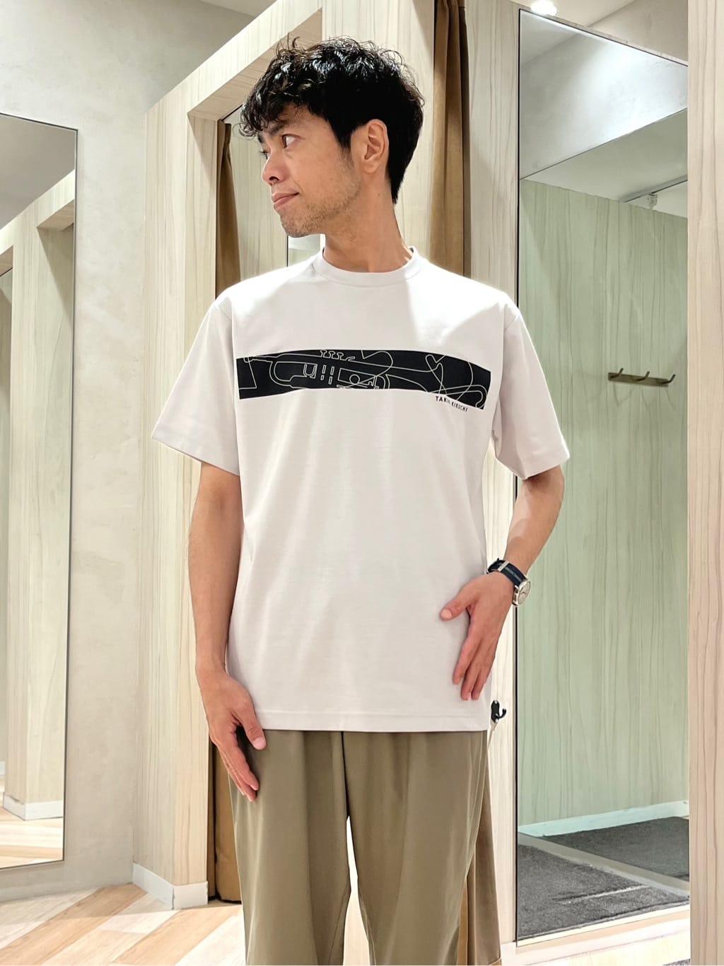 URAさんの「TAKEO KIKUCHI｜【COOL CITY WEAR】エアートール オープンカラーシャツ /接触冷感・通気性」を使ったコーディネート