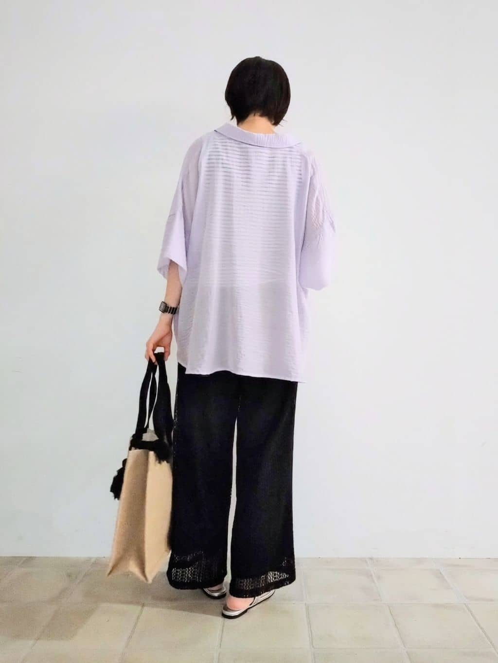 miomioさんの「SHOO･LA･RUE｜ゆるっと感がこなれ見え ワッシャーシアー半袖シャツ」を使ったコーディネート