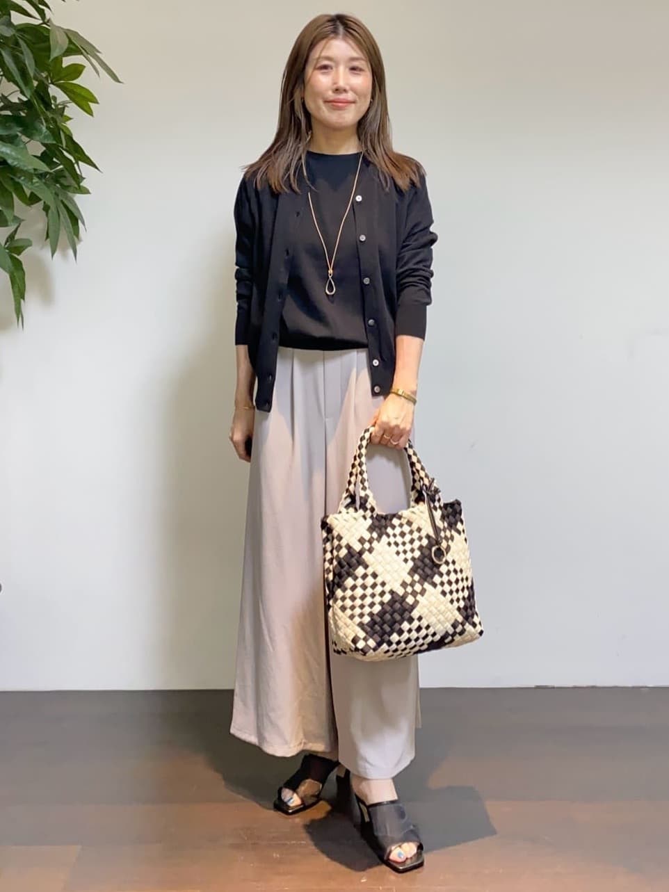 tomoさんの「UNTITLED｜◆ビッグトップネックレス」を使ったコーディネート