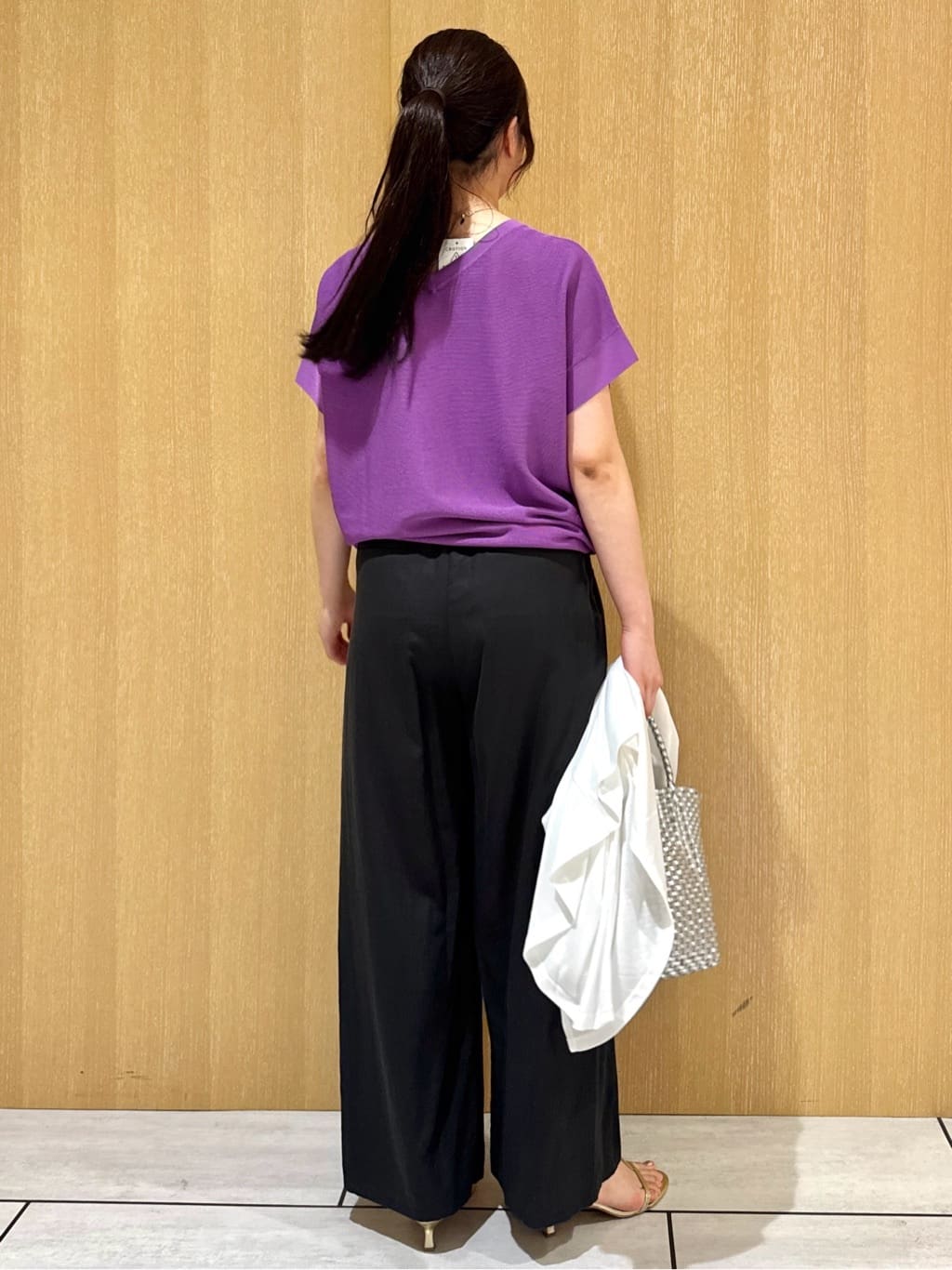 nanaさんの「UNTITLED｜マーブルドロップネックレス」を使ったコーディネート