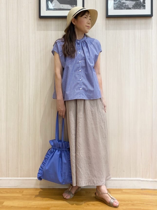 natsuさんの「SHOO･LA･RUE｜【S-LL/裏地ひんやり】エアリーで涼やか 大人のシアースカーチョ」を使ったコーディネート