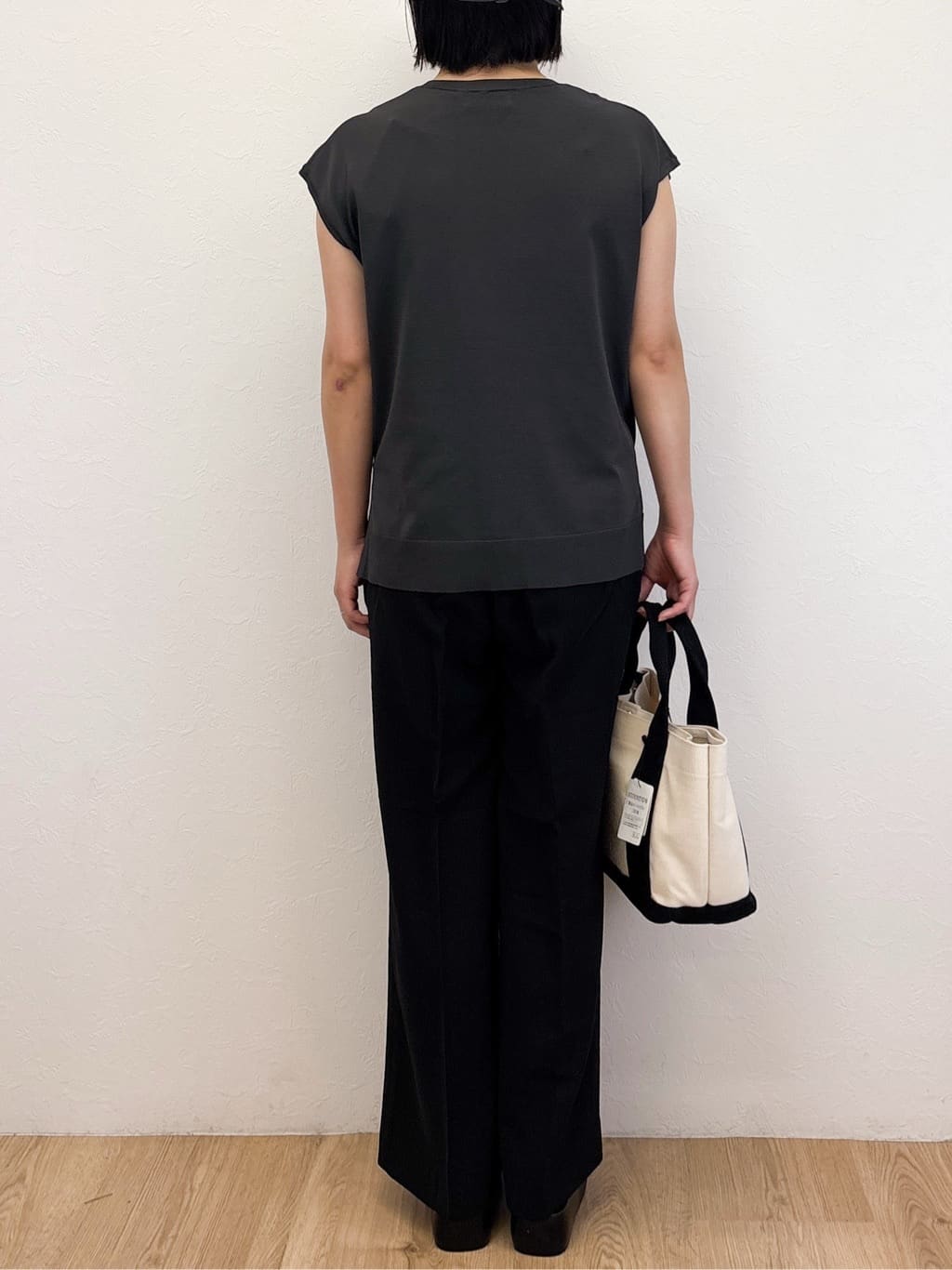 Takeさんの「OPAQUE.CLIP｜ロゴフレンチスリーブニット【洗濯機洗い可／UV／接触冷感／抗ピル】」を使ったコーディネート