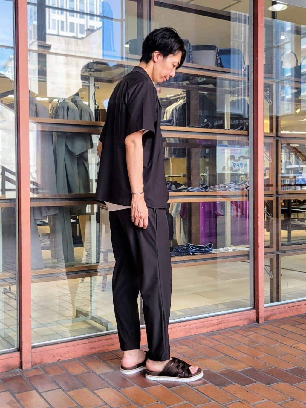 piroyaさんの「TAKEO KIKUCHI｜【COOL CITY WEAR】エアートール オープンカラーシャツ /接触冷感・通気性」を使ったコーディネート