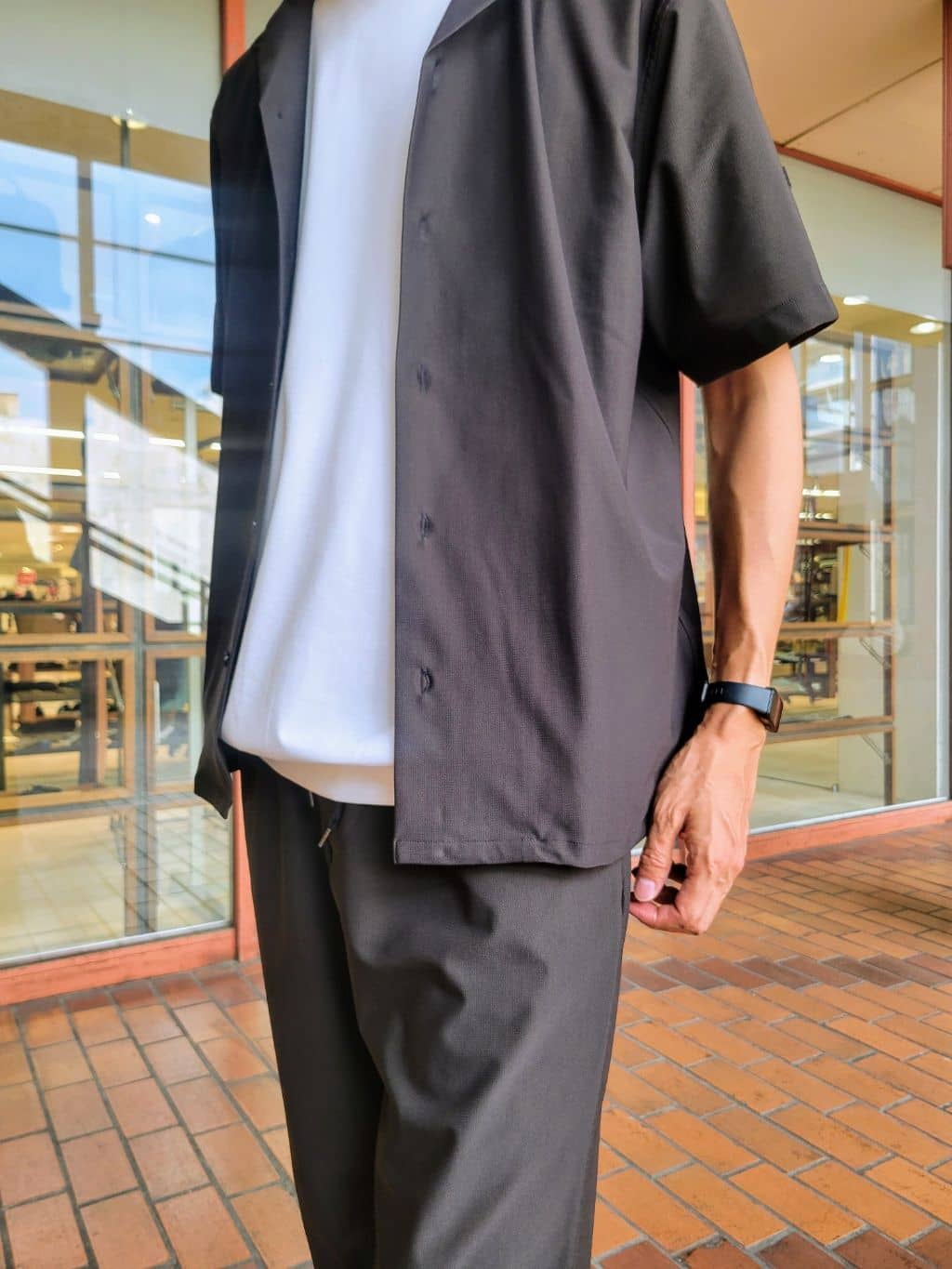 piroyaさんの「TAKEO KIKUCHI｜【COOL CITY WEAR】エアートール オープンカラーシャツ /接触冷感・通気性」を使ったコーディネート