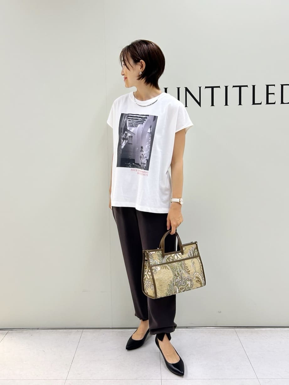 Mikiさんの「UNTITLED｜【吸水速乾/ウエストゴム】バックサテン ジョグパンツ」を使ったコーディネート