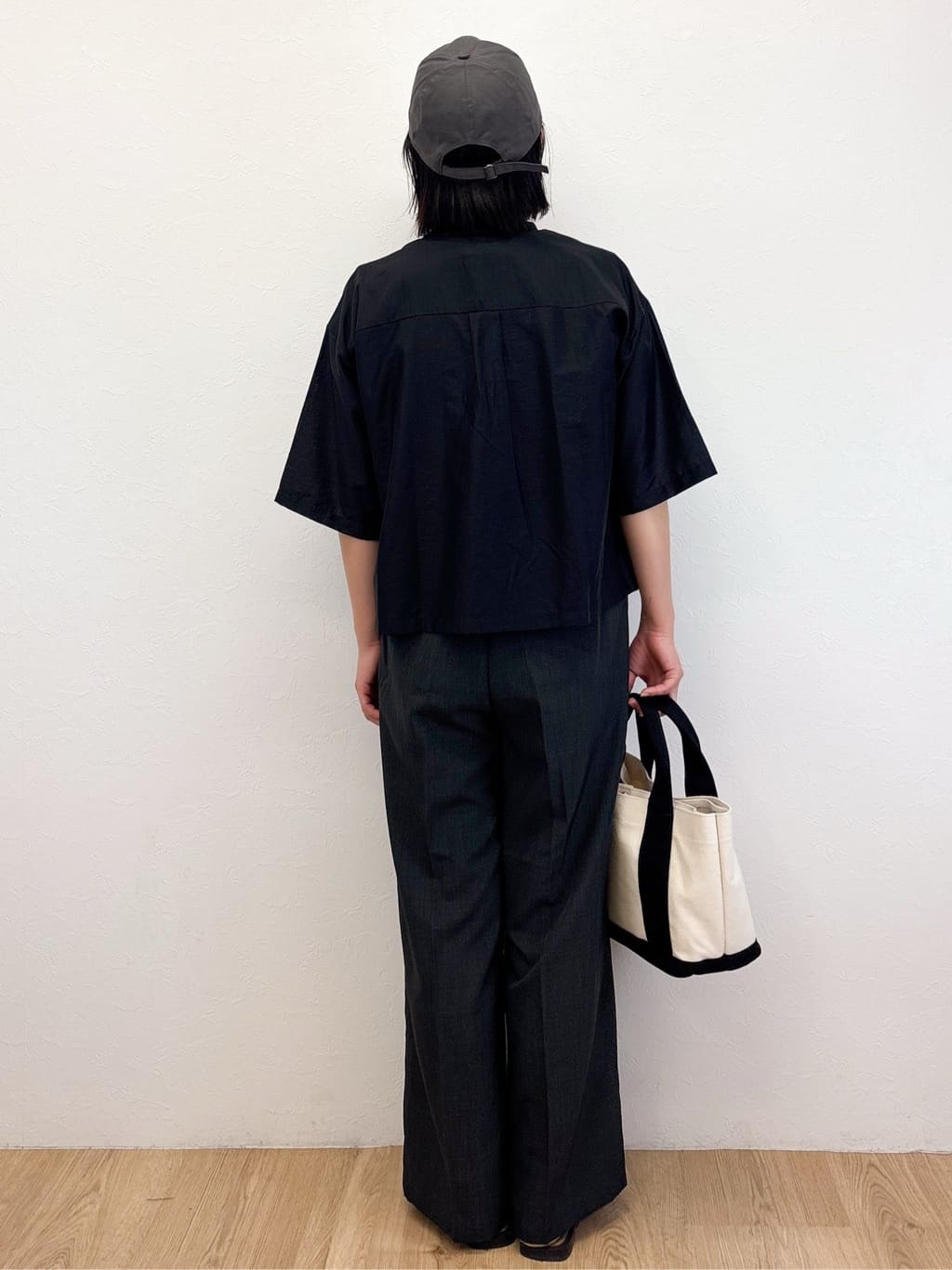 Takeさんの「OPAQUE.CLIP｜シアーダブルポケットシャツ【洗濯機洗い可】」を使ったコーディネート