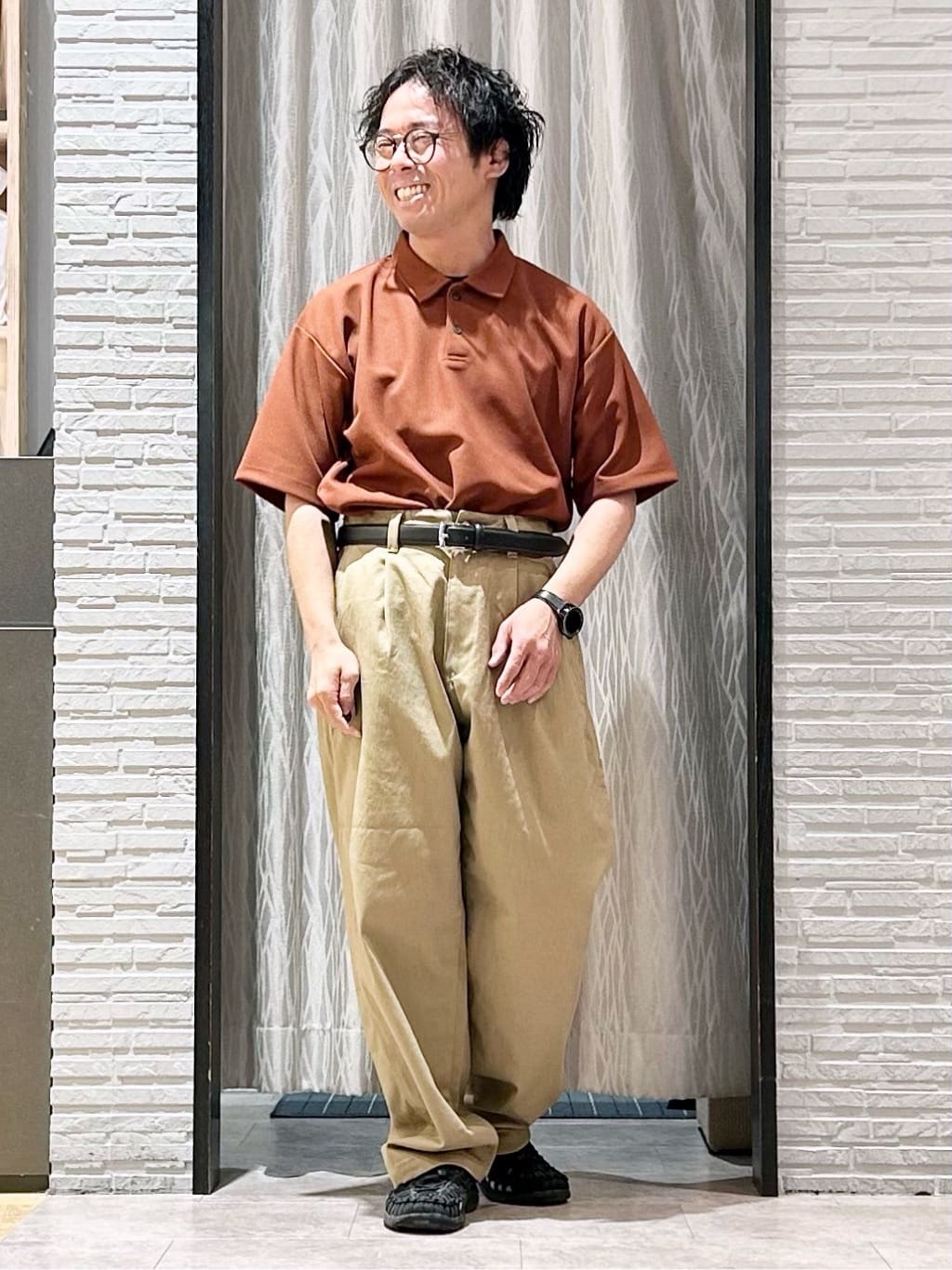 KENJI Iさんの「THE SHOP TK｜ドライタッチカノコポロシャツ 洗濯機OK」を使ったコーディネート