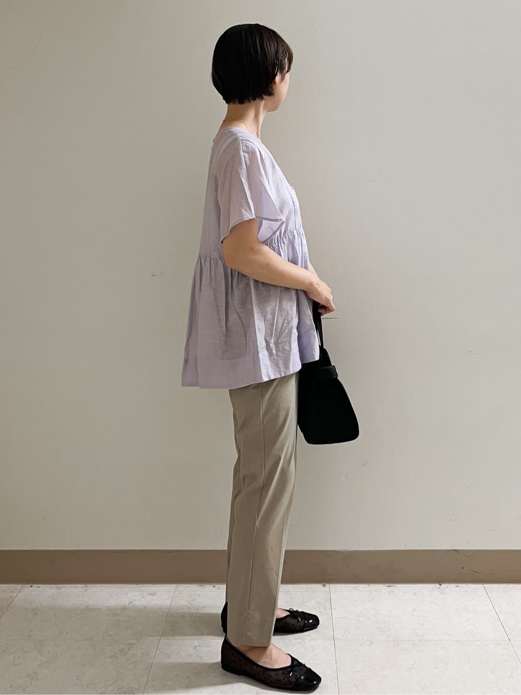 あかねさんの「OPAQUE.CLIP｜麻混ハイストレッチイージースティックパンツ【洗濯機洗い可】」を使ったコーディネート