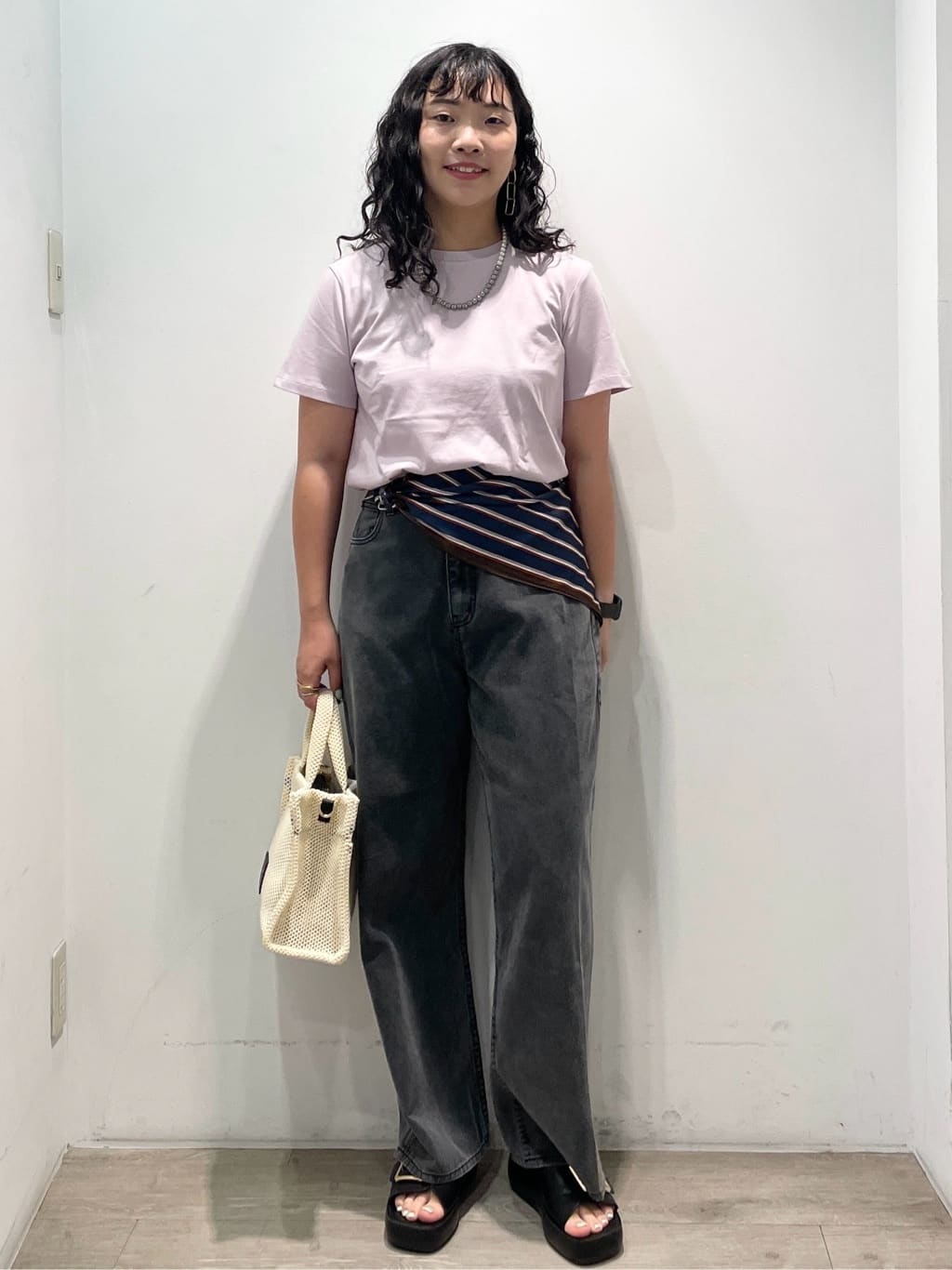 sumicaさんの「OPAQUE.CLIP｜《5色展開》ベーシックTシャツ【洗濯機洗い可／UV／接触冷感】」を使ったコーディネート