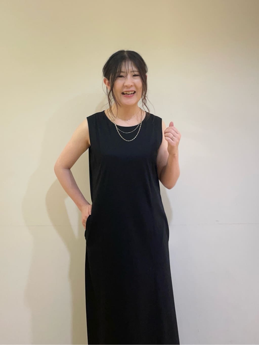 フナキさんの「UNTITLED｜【手洗い可】マルチストライプニットバッグ」を使ったコーディネート