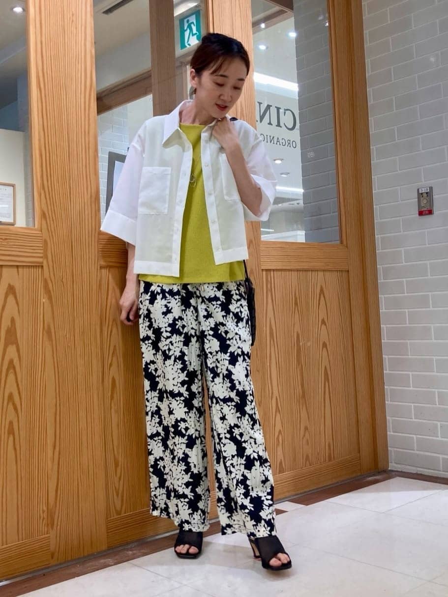 ゆうさんの「UNTITLED｜【ジャージ素材】インナードッキングシアーカットソー」を使ったコーディネート