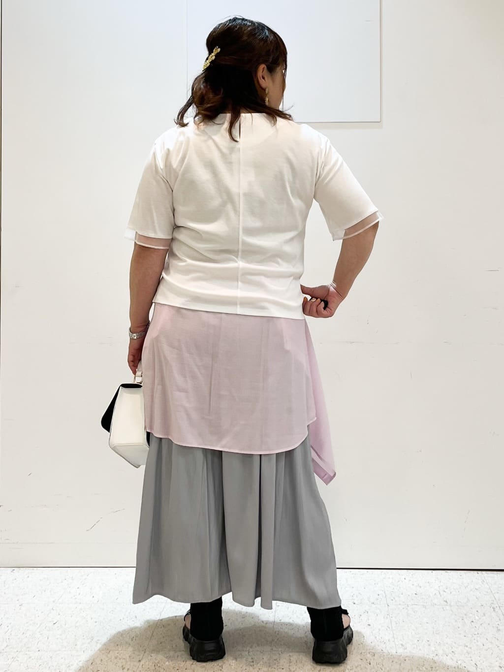 kimmyさんの「Reflect｜【ウエストゴム仕様／長く着られる◎】スカーチョパンツ」を使ったコーディネート