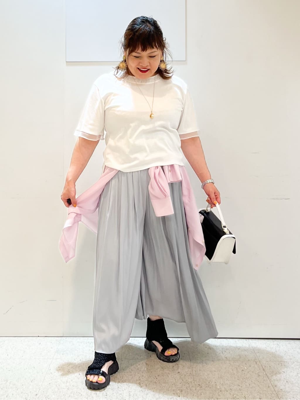 kimmyさんの「Reflect｜【ウエストゴム仕様／長く着られる◎】スカーチョパンツ」を使ったコーディネート