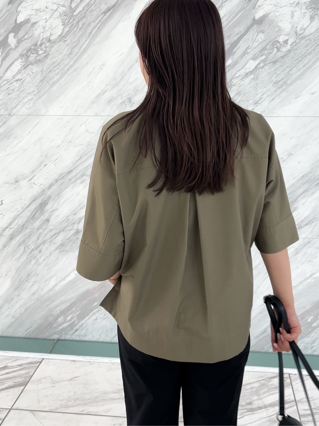 ちびゆきさんの「grove｜低身長さん向け－3cm丈【接触冷感】サマーハイパーストレッチテーパードパンツ」を使ったコーディネート