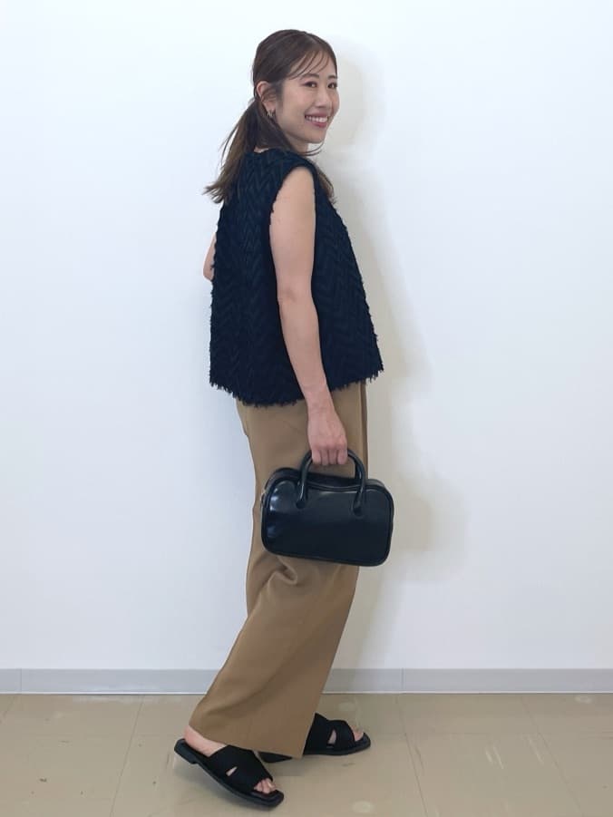 Akiさんの「OPAQUE.CLIP｜フリンジジャカードベスト【洗濯機洗い可】」を使ったコーディネート
