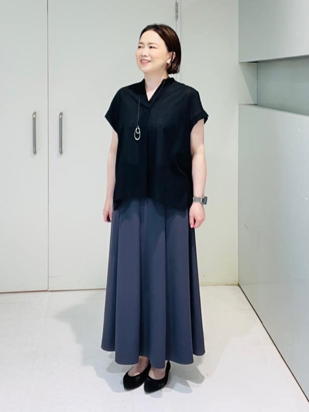 yuka.fさんの「UNTITLED｜【洗える/スキッパー】フレンチスリーブシアーブラウス」を使ったコーディネート