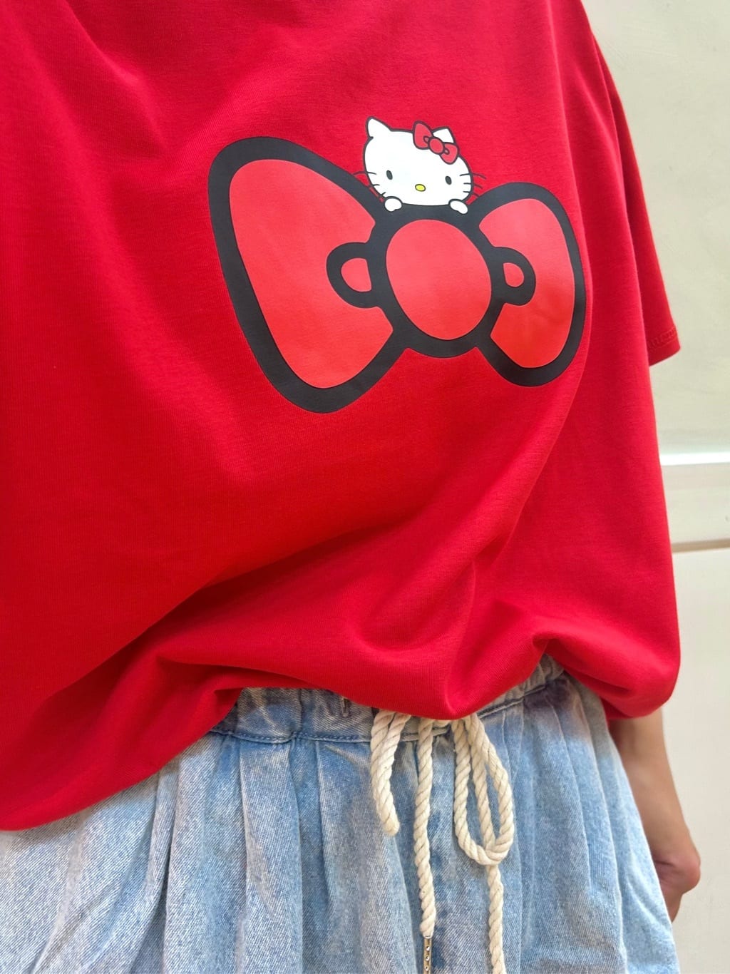 あんこさんの「SHOO･LA･RUE｜【HELLO KITTYコラボ】【SHOO ICE／汗染み軽減／UVカット】コンパクトTシャツ」を使ったコーディネート