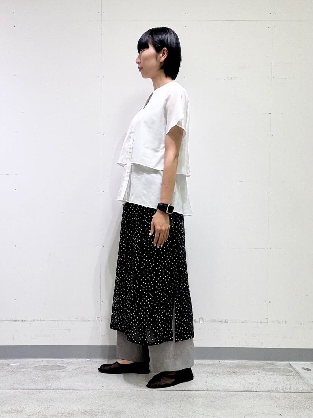 naoさんの「INDIVI｜【トレンド感◎】レイヤード レーススカート」を使ったコーディネート