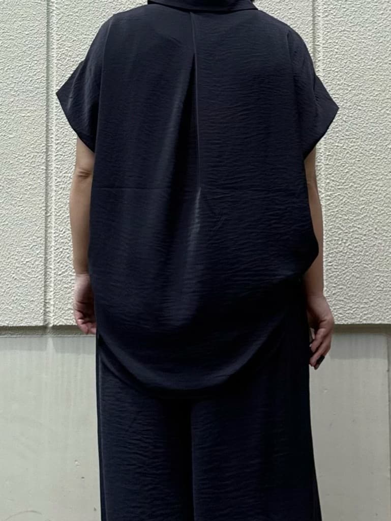 chさんの「THE SHOP TK｜コットンライクブラウス【接触冷感/洗濯機OK/UV/セットアップ可】」を使ったコーディネート