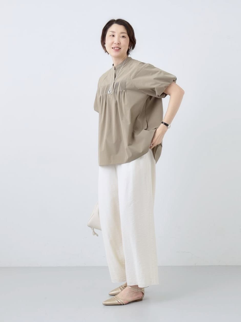 yuriさんの「INDIVI｜【洗える／UVケア／SETUP可能】ドロストワイドパンツ」を使ったコーディネート