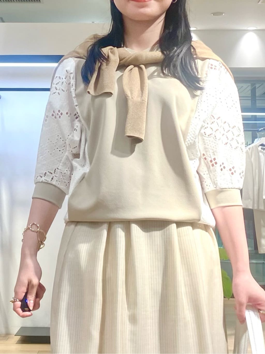 misakiさんの「INDIVI｜【洗える／前後2WAY】インナータンクトップ」を使ったコーディネート