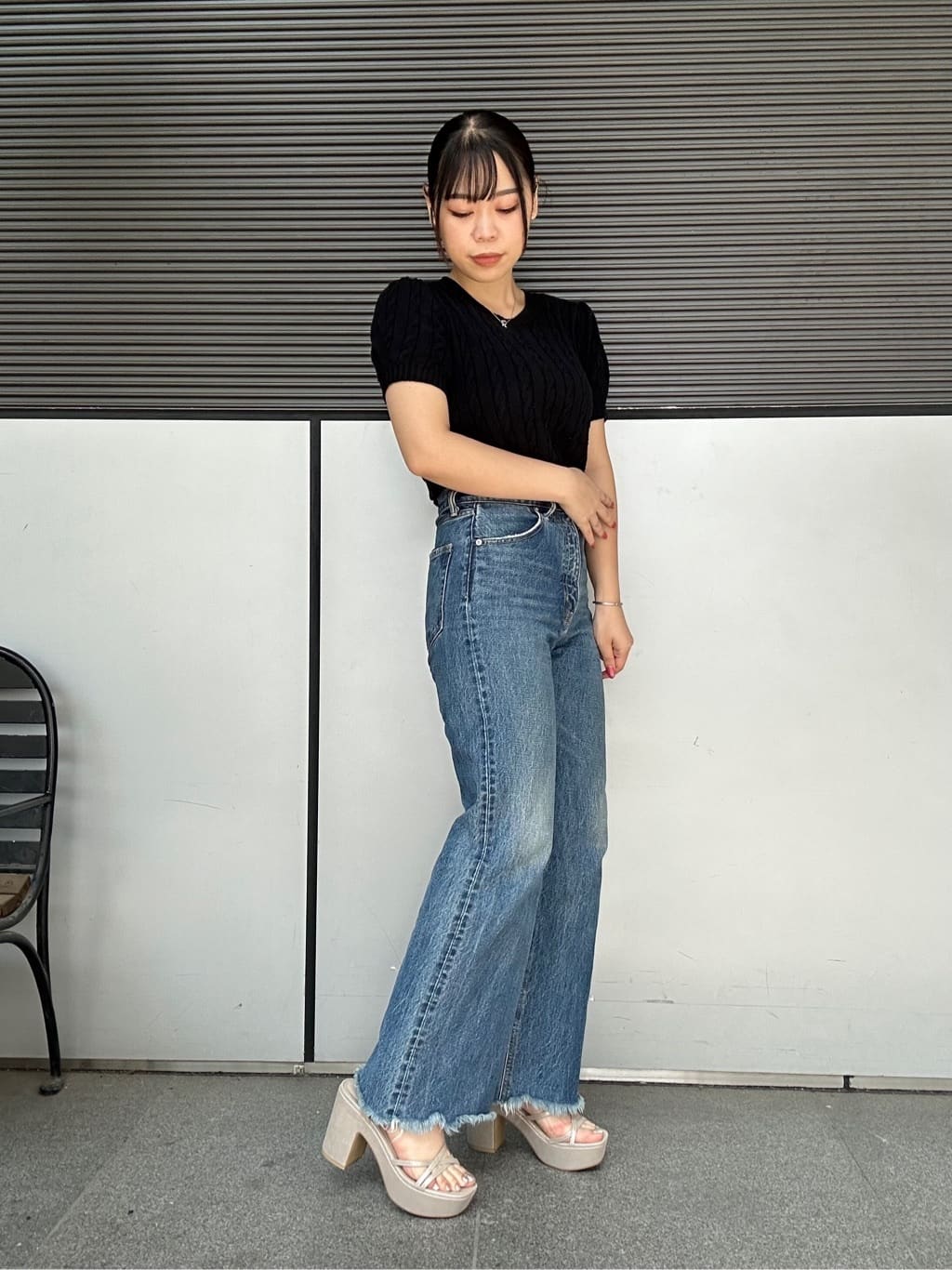 あずみさんの「ESPERANZA｜厚底アンクルベルトサンダル」を使ったコーディネート