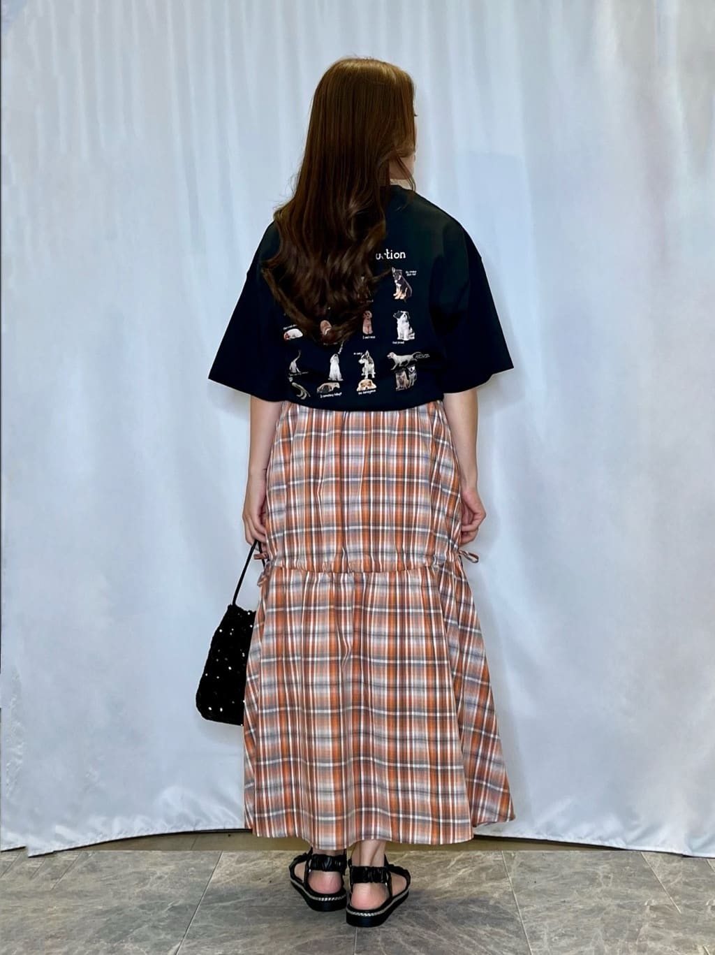 おうめさんの「SHOO･LA･RUE｜【ひんやり/汗ジミ軽減/UVカット】プリントアソート BIG Tシャツ」を使ったコーディネート