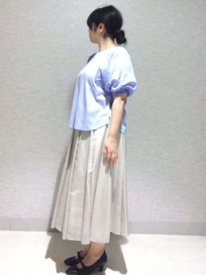sakoさんの「Reflect｜【マシンウォッシュ可／セットアップ可】シアーボックスタックプリーツスカート」を使ったコーディネート