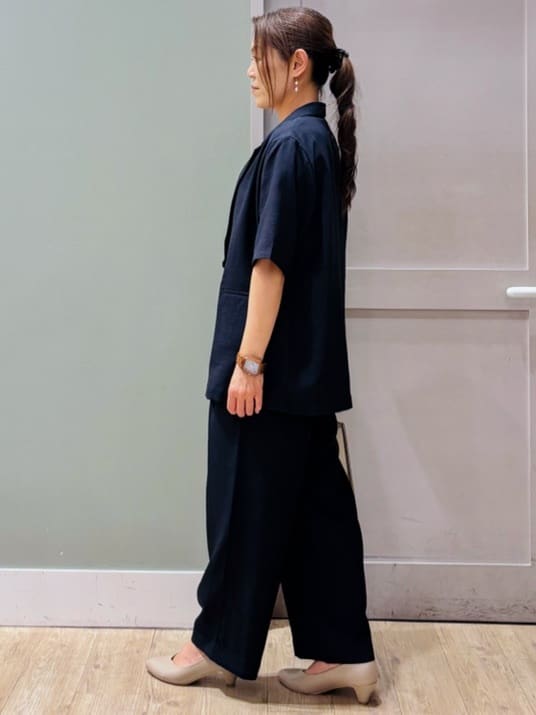 Komi☆さんの「grove｜軽やかに羽織れて、きちんと見え ハーフスリーブテーラードジャケット」を使ったコーディネート