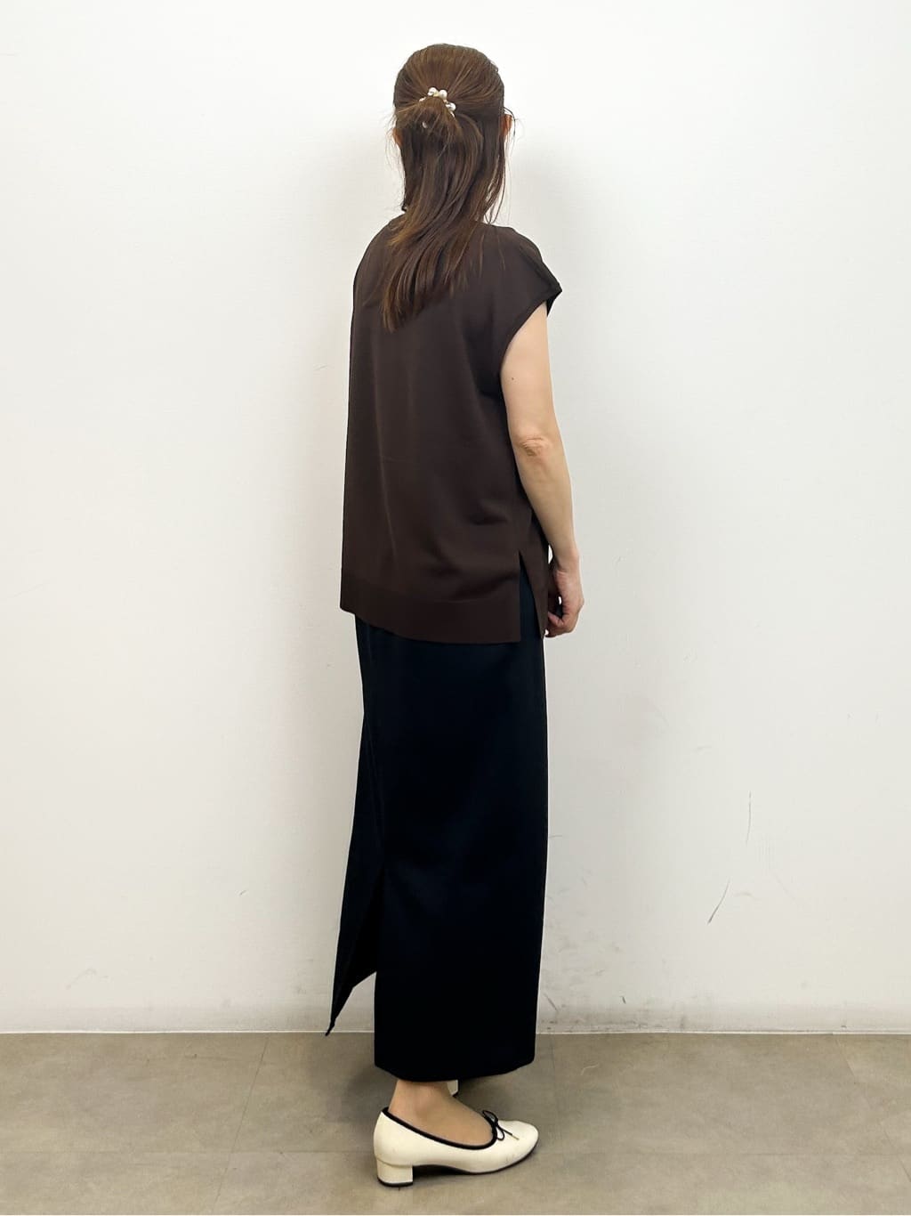 yumiさんの「OPAQUE.CLIP｜ロゴフレンチスリーブニット【洗濯機洗い可／UV／接触冷感／抗ピル】」を使ったコーディネート