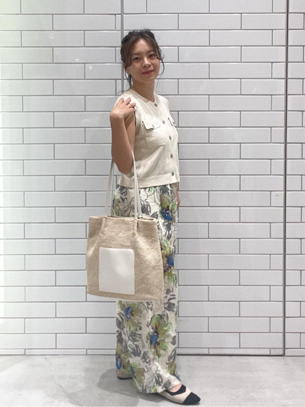 oiさんの「OPAQUE.CLIP｜フリンジジャカードプリントイージーパンツ【洗濯機洗い可】」を使ったコーディネート