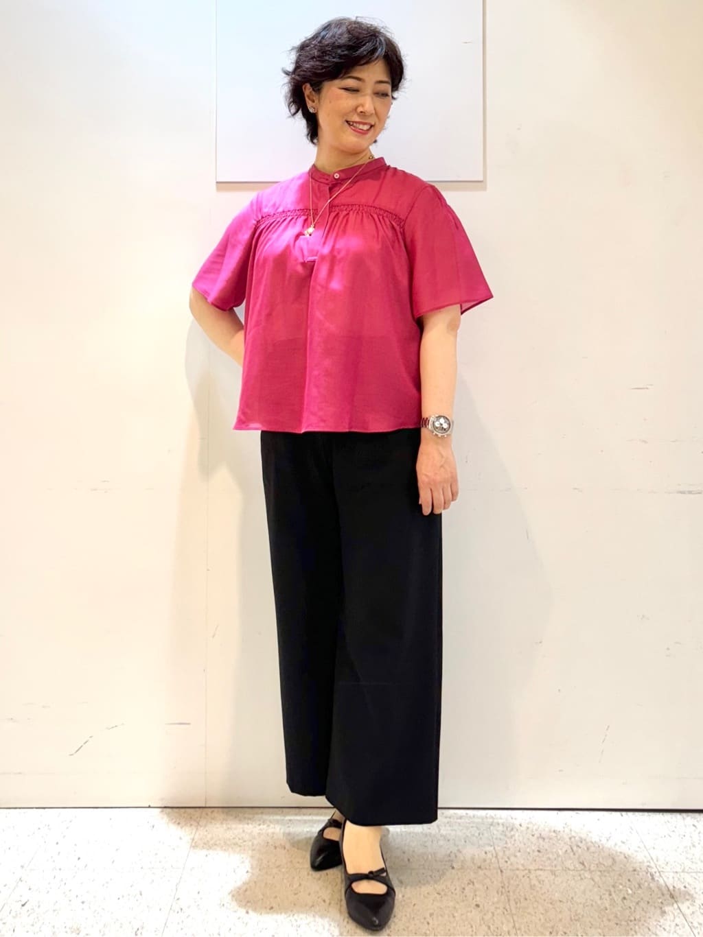 ヤスコさんの「Reflect｜【選べる5色◎／マシンウォッシュ可】シャーリングデザインブラウス」を使ったコーディネート
