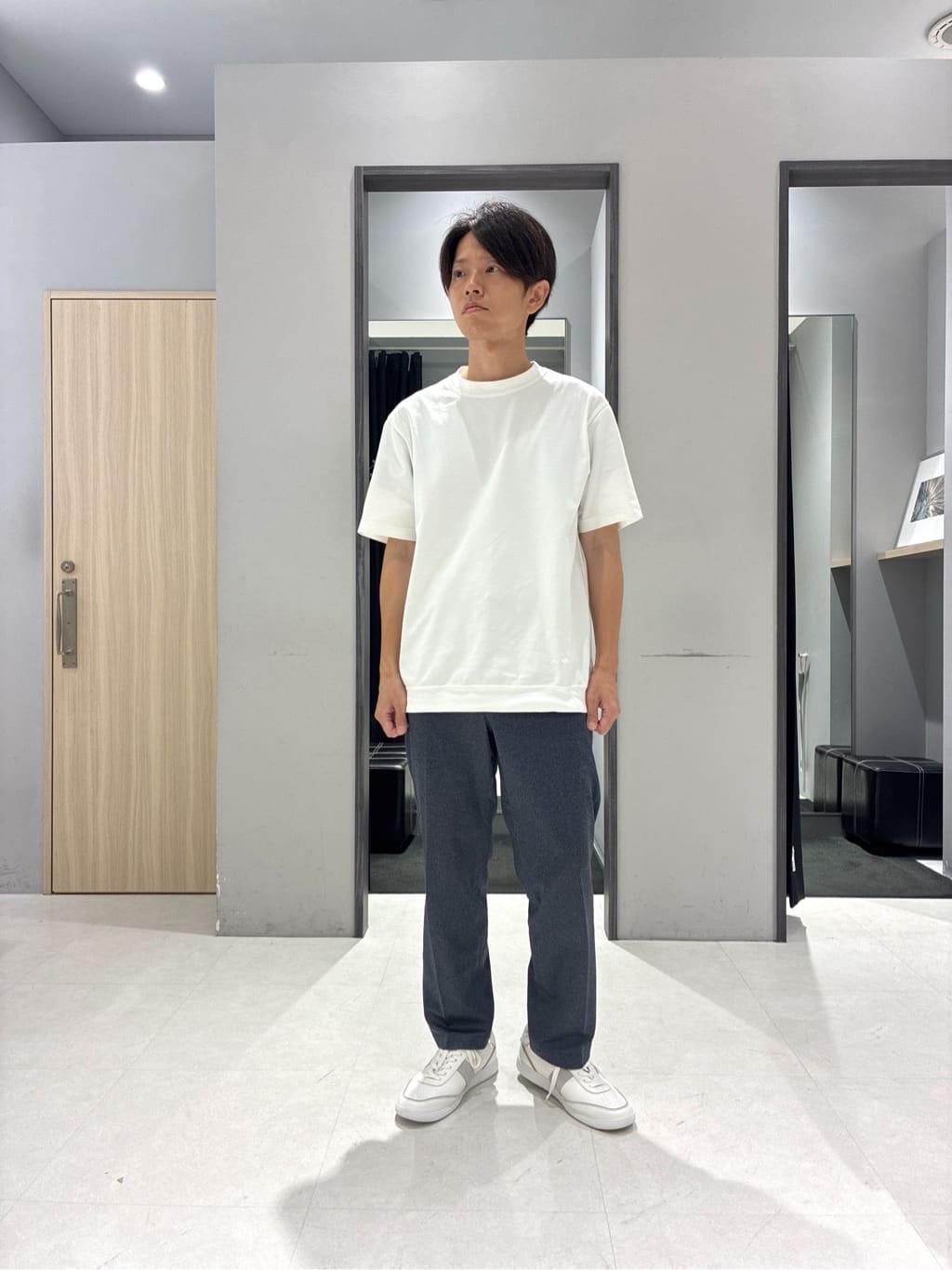 わいずみさんの「TAKEO KIKUCHI｜【抗菌防臭／5サイズ展開】ハイゲージポンチ Tシャツ」を使ったコーディネート