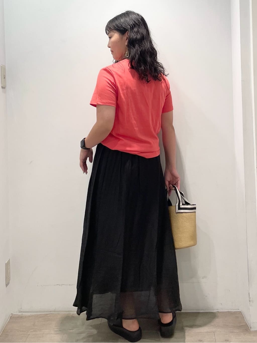 sumicaさんの「OPAQUE.CLIP｜《5色展開》ベーシックTシャツ【洗濯機洗い可／UV／接触冷感】」を使ったコーディネート