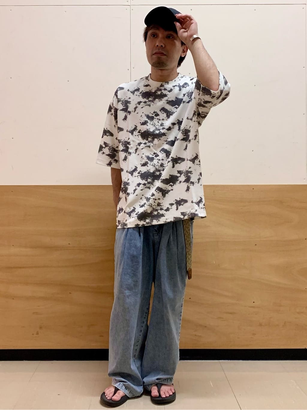 MATUさんの「THE SHOP TK｜タイダイクールポンチビッグTシャツ」を使ったコーディネート